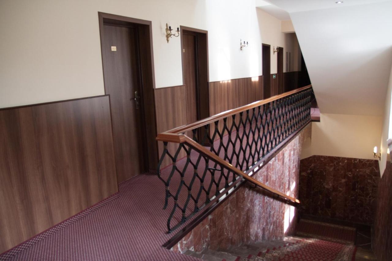 Hotel Zamek Chalupki Exterior photo